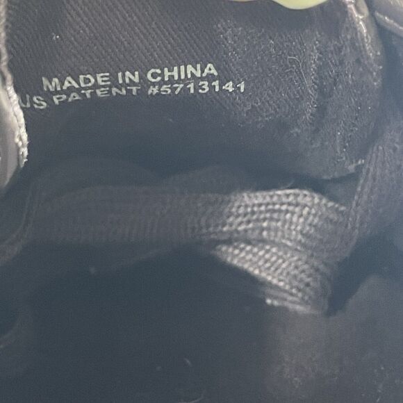 Cole Haan Laurie Purple Patent Leather Sneaker Women's 7.5 Low-Top Skater Shoe - Picture 10 of 12